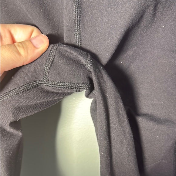 Black Straight Leg Leggings Lululemon - Picture 5 of 5